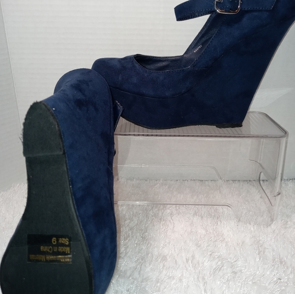 Navy wedge platform Charlotte Russe Heels Womens size 9 - Picture 4 of 5